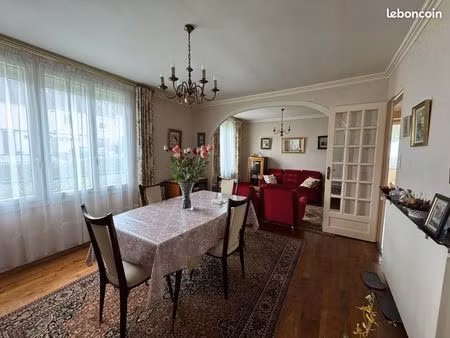 maison 6 pièces 98 m²