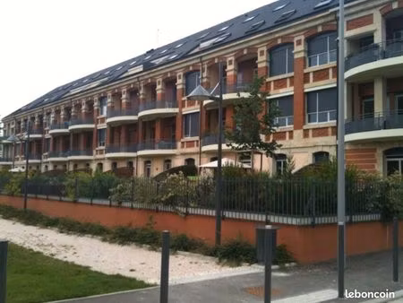 t4 prox toison d’or / junot 83m2 3 chambres + terrasse tropezienne 12m2