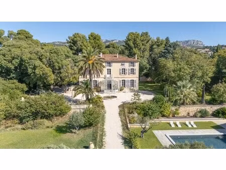 ferme à vendre dans le quartier sud est