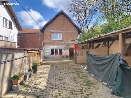 maison 7 pièces 157 m²