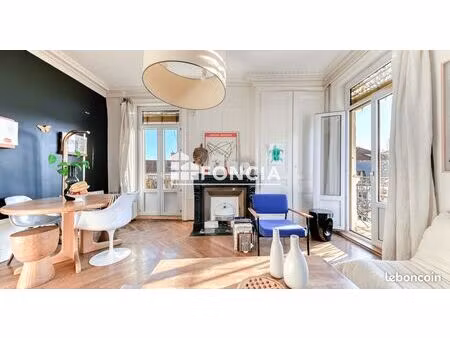 à vendre – superbe t3 de caractère au cœur du quartier chevreul – lyon 7ème