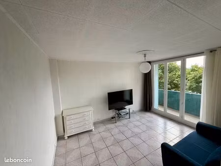 appartement 2 pièces 40 m² au sud de montélimar très bien situé