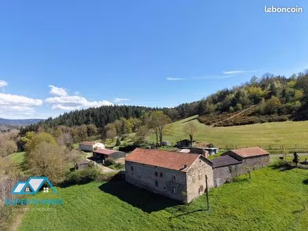 propriété 5 pièces 126 m²