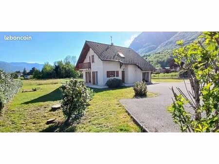 villa à la campagne