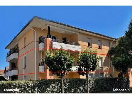 loue très bel appartement t3