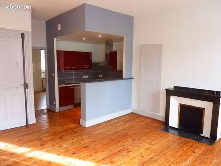 appartement 2 pièces (t2) de standing en centre ville