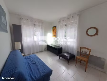 studio 1 pièce 25 m²