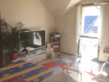 t2 centre ville proche halles