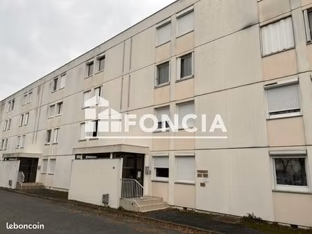 studio 1 pièce 32 m²