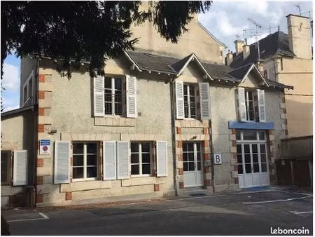 t2 meublé - centre ville poitiers - face à sciences po