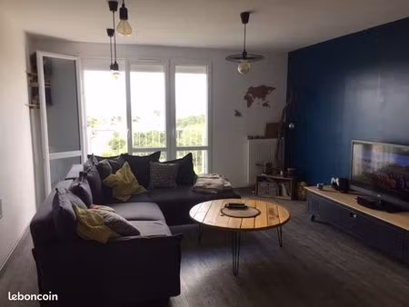 location t2bis meublé rezé