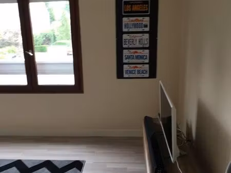 studio centre ville (résidence sécurisée avec ascenseur et digicode)