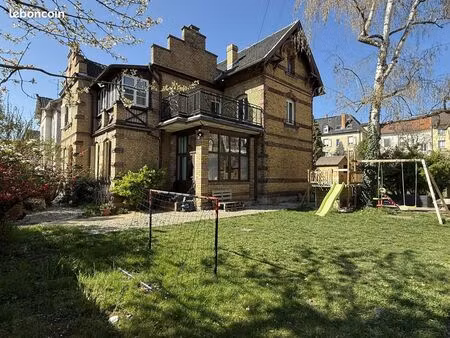 maison 6 pièces 175 m²