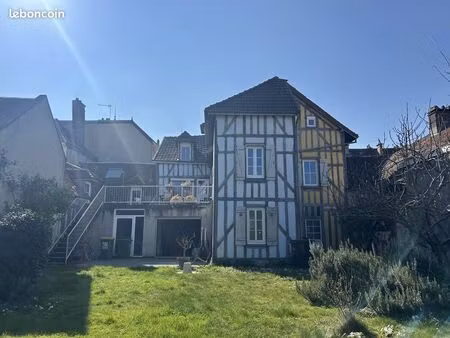 maison de ville 10 pièces 229 m²