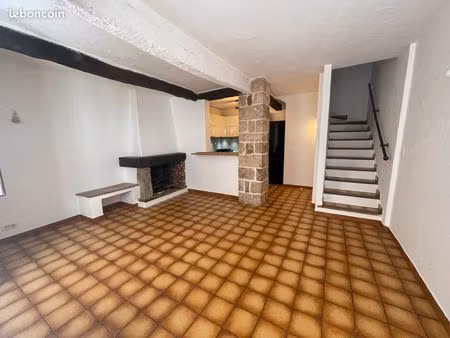 peymeinade - charmante maison de village 3 pieces