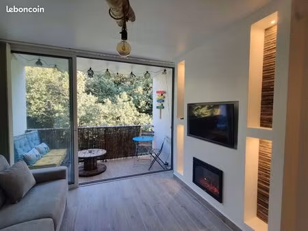 studio a 15min des plages