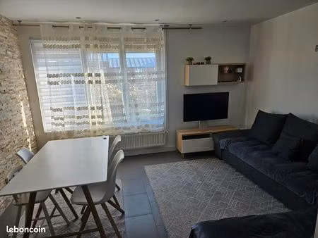 maison - 75m² - 4 pièces