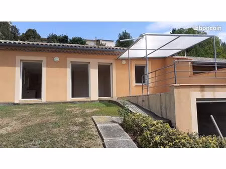 belle maison spacieuse