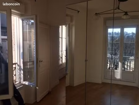 deux-pièces de charme en plein centre d'asnières