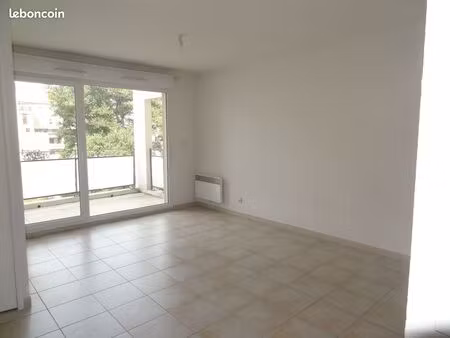 appartement t2 proche du centre ville 750cc