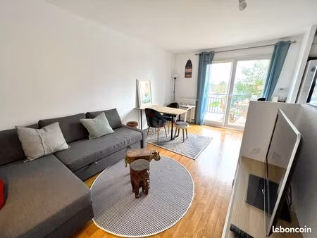 à louer – appartement t2 meublé avec balcon et parking – sainte-marie-sur-mer (pornic)