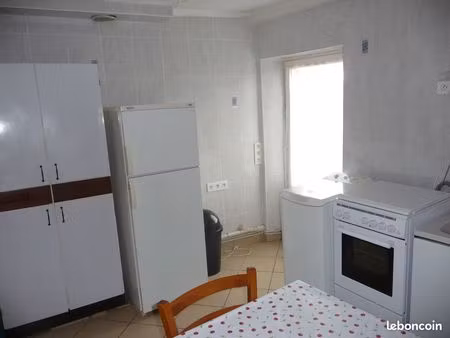 appartement meublé t1de 29m  3pieces trés calme privas