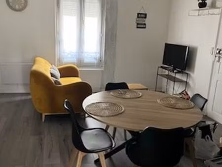 très bel appartement t2 hyper centre de troyes