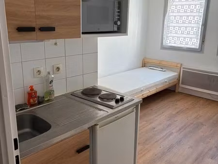 ? agréable studio – charpennes – disponible début mai