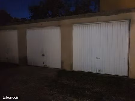 garage à louer