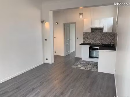 appartement 3 pièces 53 m²