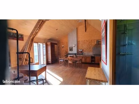 loft centre ville disponible quelques mois