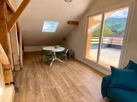 appartement meublé sous les toits