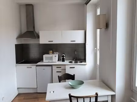 loue appartement meublé coeur endoume