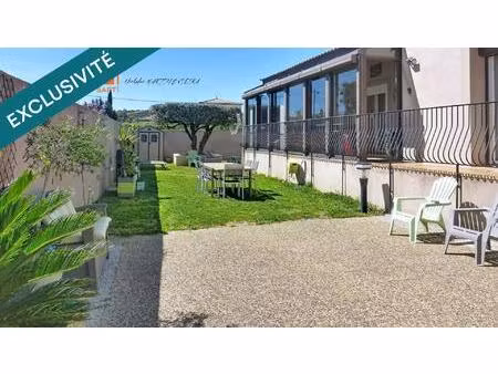 maison individuelle de plain-pied avec jardin idéale famille