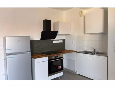 location appartement  60.91 m² t-3 à le teich  963 €