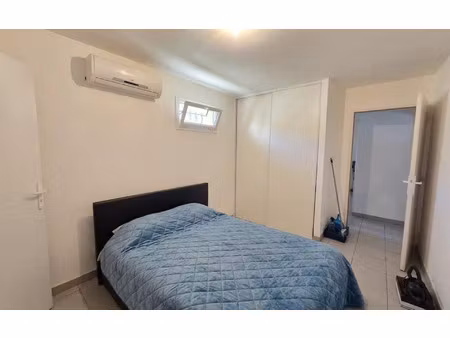 location appartement  47.1 m² t-3 à saint-martin-de-crau  804 €