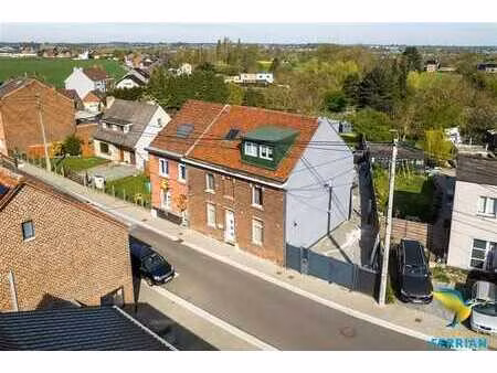 superbe maison 3 façades entièrement rénovée