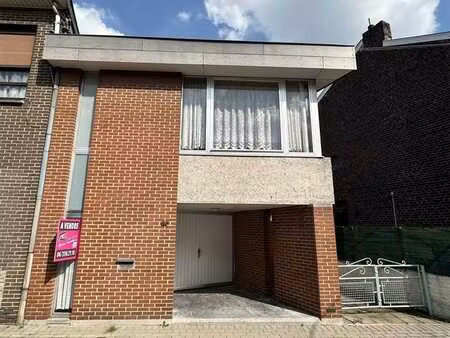 maison bel etage 3f a renover - garage - terrasse - jardin