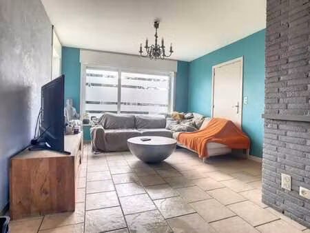 maison à louer à luingne