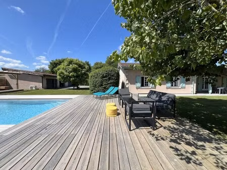 maison de luxe à vendre à la brède