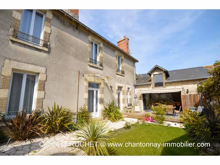 jolie maison de maître en centre ville