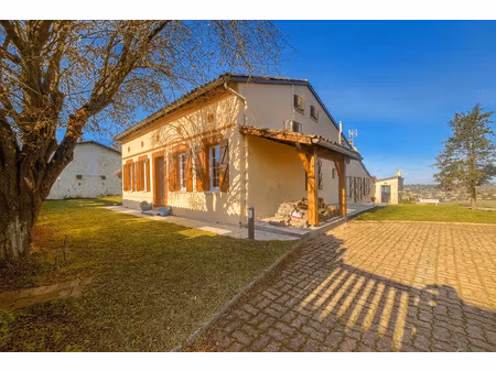 goyrans maison jardin piscine vue degagee