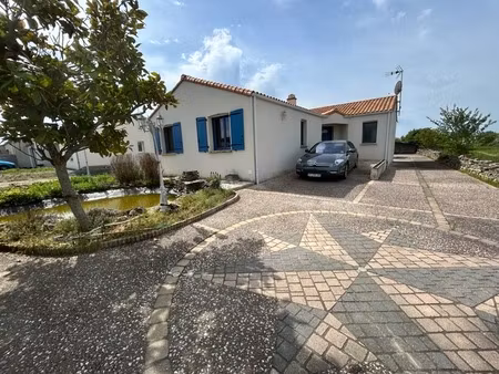 plain-pied performant + 2001 m² de terrain prêt à bâtir + kota finlandais – bien rare à la