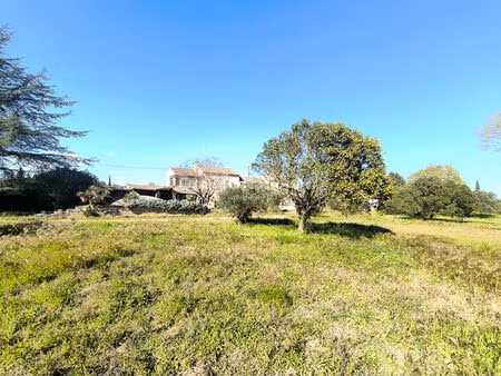 sernhac - à 5 min du pont du gard - mas 220 m² avec dépendances - art de vivre gardois et 