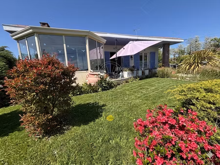 maison 5 pièces 136 m2