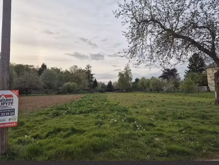 terrain à bâtir de 1400 m² à saint-escobille (91)