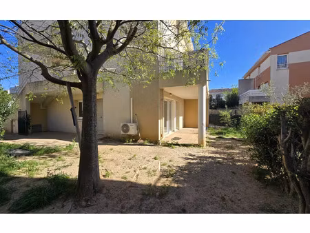 location appartement  40.96 m² t-2 à saint-martin-de-crau  821 €