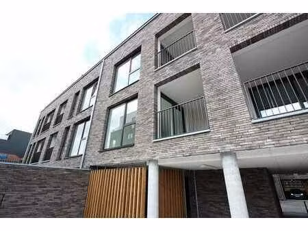 appartement récent avec terrasse agréable