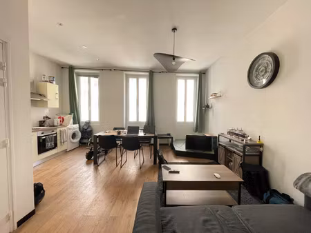location appartement 1 pièce 36 m² à marseille 6 (13006)