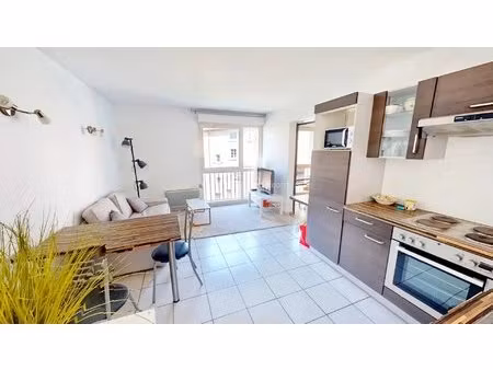 appartement t2 lumineux avec ascenseur à vienne centre